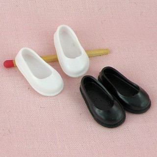 Paire chaussures enfant caoutchouc miniature maison poupée