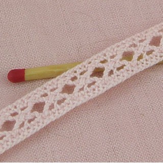 Lace ribbon, flat 1 cm width, rustical.