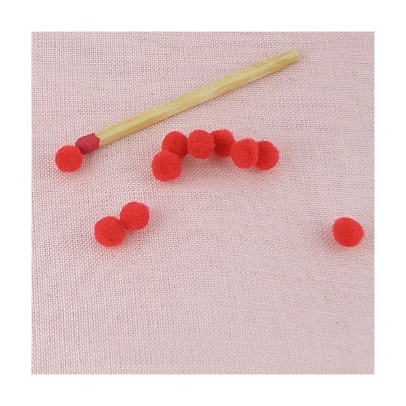 Red pom-poms balls 7 mms.