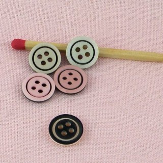 Wooden button 4 holes 1 cm